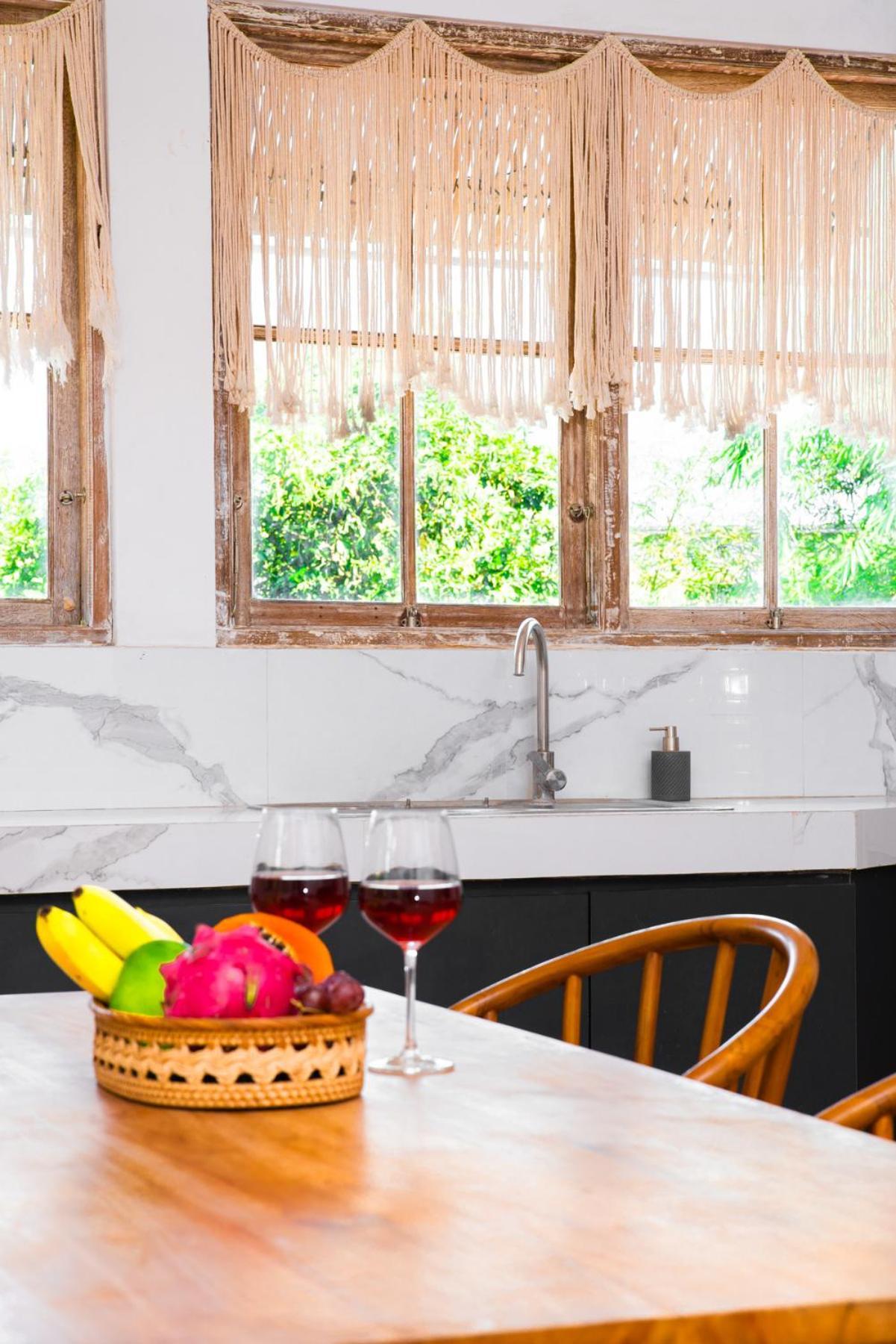 Bali Invest Living Hotell Canggu Exteriör bild